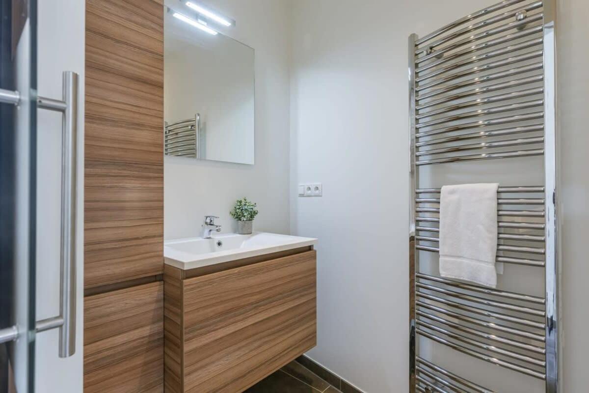Pleasant Apartment Near The Center Of 헨트 외부 사진